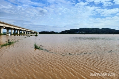 서천지역 폭우로 인명피해 발생하는 등 피해 속출