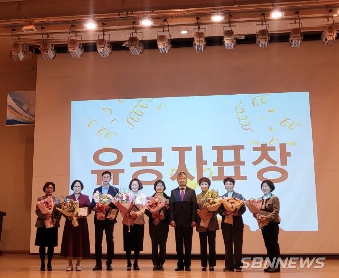 ‘방문 건강관리 사업’ 도지사 표창 수상자 단체 기념사진