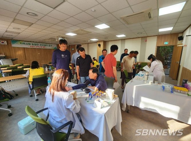 공주시, 배 재배 농업인 대상 농약 노출정도 검사 실시