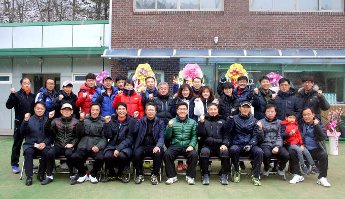 서천 야월테니스클럽 회원들