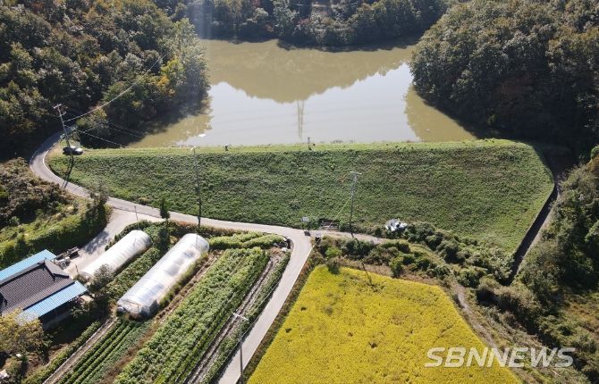신양면 황계저수지 전경